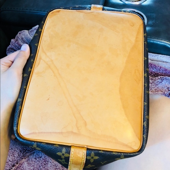 Authentic Louis Vuitton Noe Shoulder Bag - Picture 7 of 8